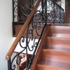ロートアイアンによる階段の装飾手摺⑬